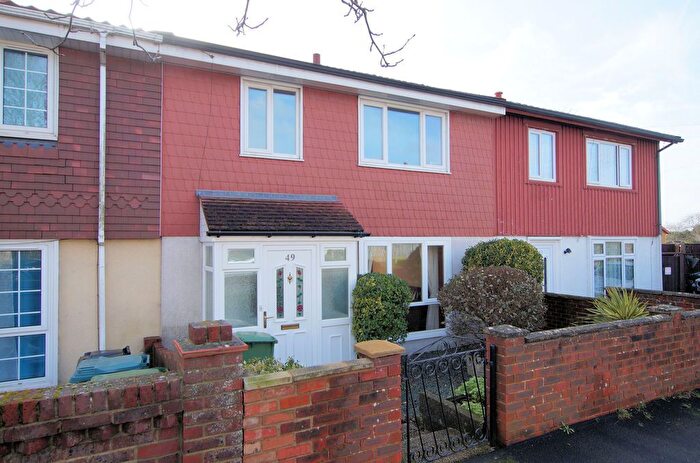 3 Bedroom Terraced House For Sale In Colesbourne Road, Portsmouth, PO6