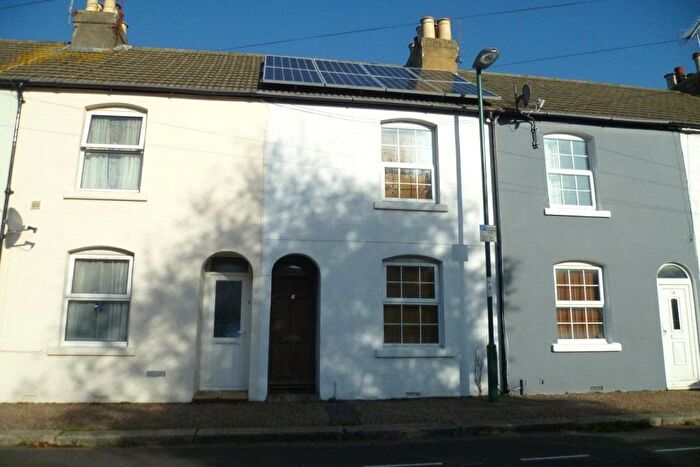 3 Bedroom Terraced House To Rent In Henry Street, Bognor Regis, West Sussex, PO21