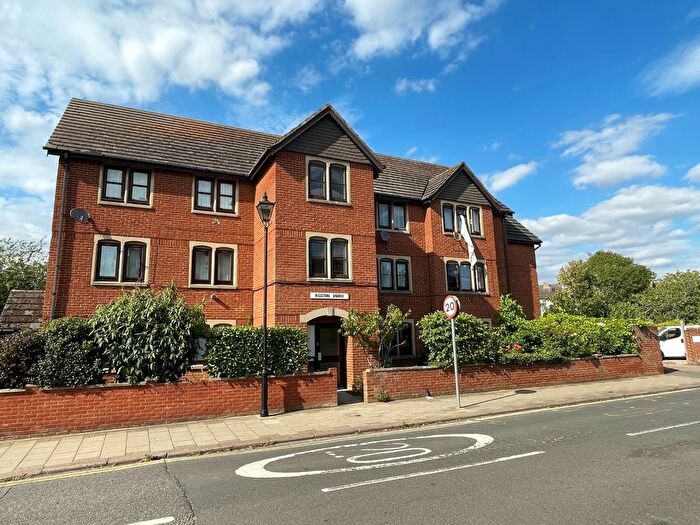 1 Bedroom Flat For Sale In Hillstone Grange, Shakespeare Road, Bedford, Bedfordshire, MK40