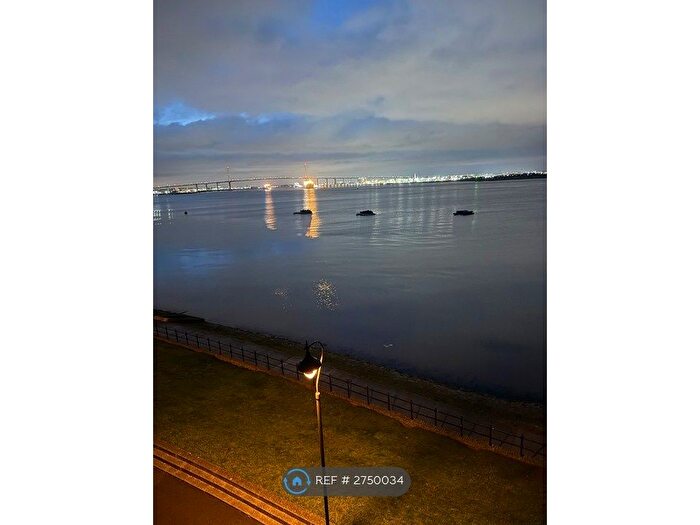 2 Bedroom Flat To Rent In The Boulevard, Greenhithe, DA9