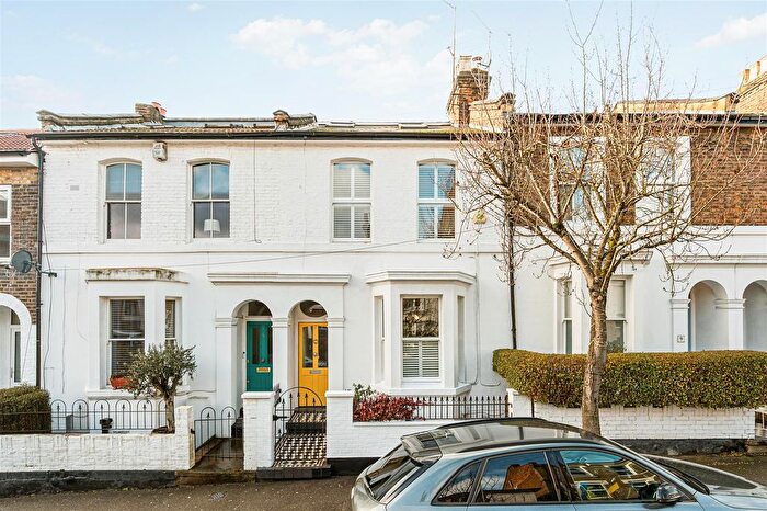 4 Bedroom Terraced House For Sale In Grove Road, Acton Central, Acton, London, W3