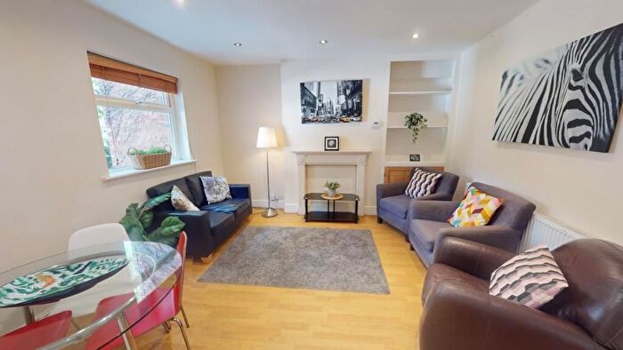 4 Bedroom Semi-Detached House To Rent In Cromwell Street, Nottingham, NG7