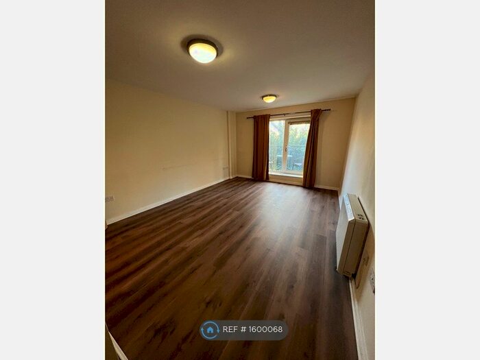 2 Bedroom Flat To Rent In The Pinnacle, Wakefield, WF1