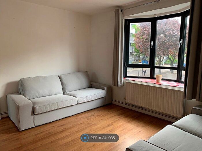 2 Bedroom Maisonette To Rent In Evelyn Court, London, N1