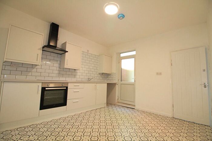 3 Bedroom Terraced House To Rent In Bailey Street, Basford, Nottingham, NG6