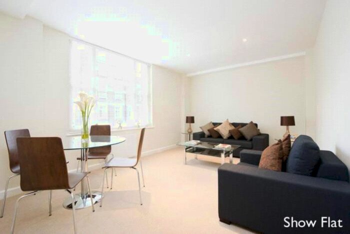 1 Bedroom Flat To Rent In Hill Street, London, W1J