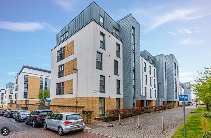 2 Bedroom Flat To Rent In , Kimmerghame Path, Edinburgh, EH4