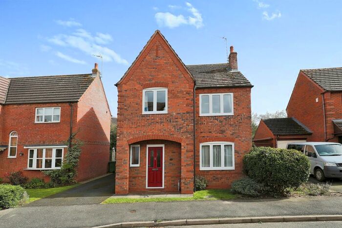 4 Bedroom Detached House For Sale In Hopkins Way, Wellesbourne, Warwick, CV35