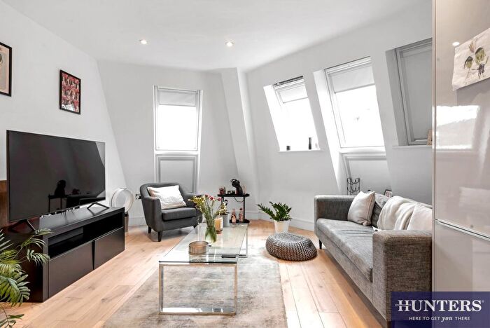 1 Bedroom Flat To Rent In Finchley Road, London, NW2