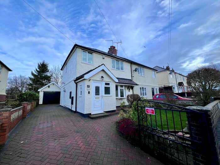 3 Bedroom Semi-Detached House To Rent In Vaudrey Crescent, Congleton, CW12