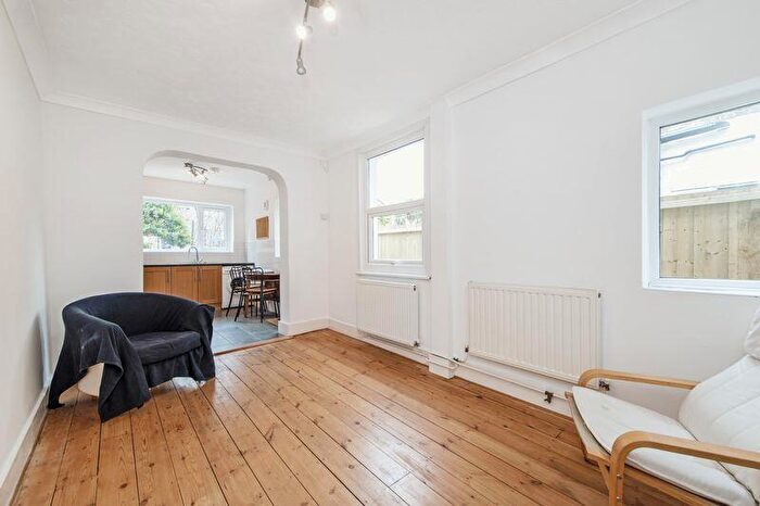 4 Bedroom Terraced House To Rent In Ellesmere Road, E3