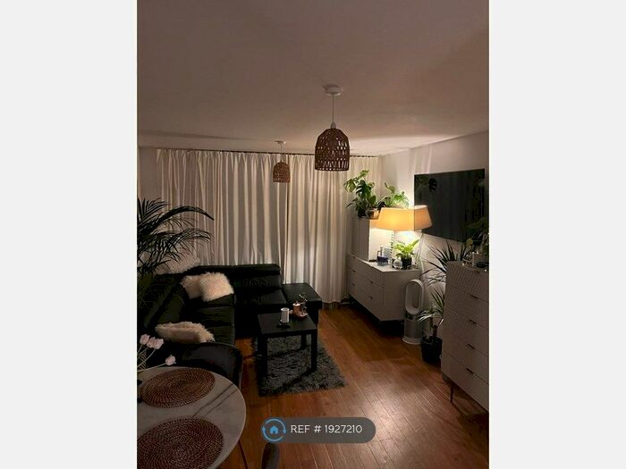 1 Bedroom Flat To Rent In Harry Zeitel Way, London, E5