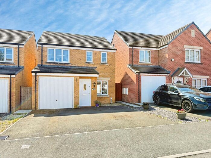 3 Bedroom Detached House For Sale In Llwyngwern, Pontarddulais, Swansea, Carmarthenshire, SA4