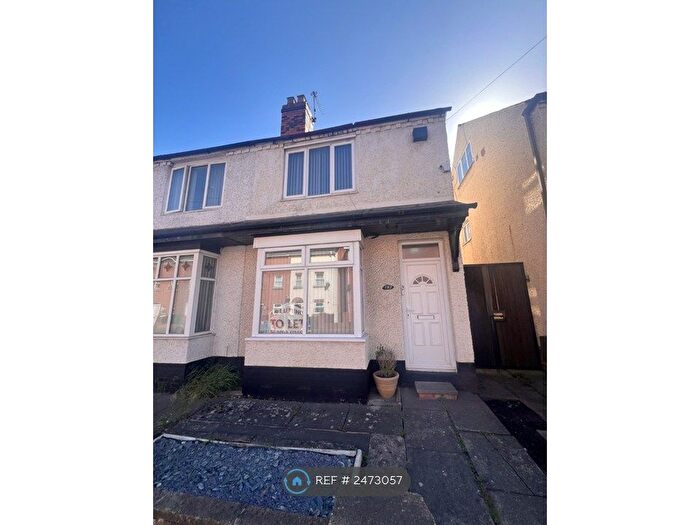 3 Bedroom Semi-Detached House To Rent In Rosehill, Willenhall, WV13