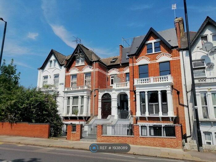 1 Bedroom Flat To Rent In Endymion Road, Greater London, N4