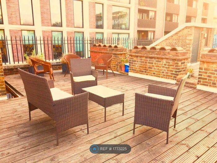 1 Bedroom Flat To Rent In Cleveland House, London, W1T