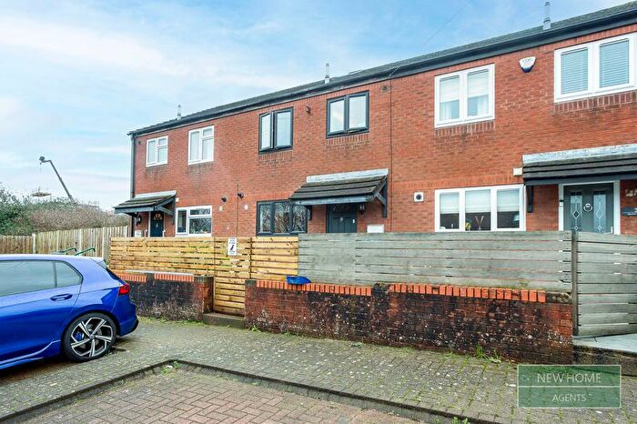3 Bedroom Terraced House For Sale In Hillary Rise, Barry, CF63