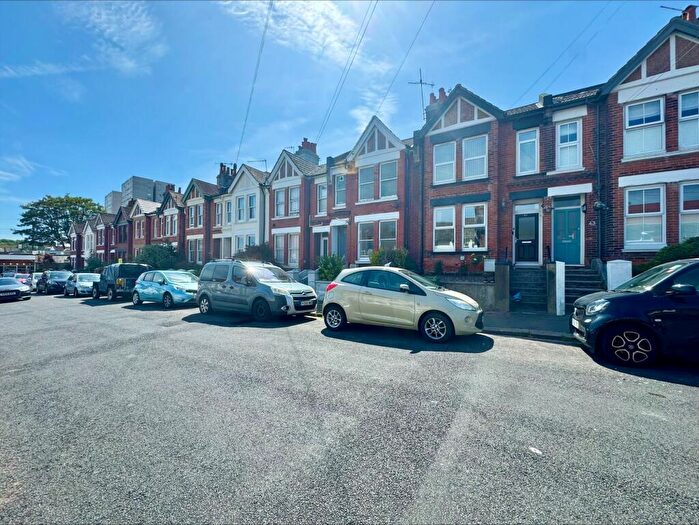3 Bedroom House To Rent In Hollingdean Terrace, Brighton, BN1