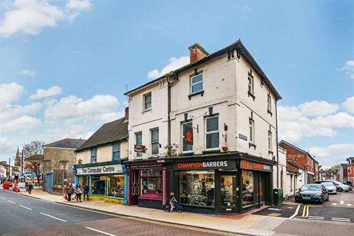 1 Bedroom Flat To Rent In Fisherton Street, Salisbury, SP2