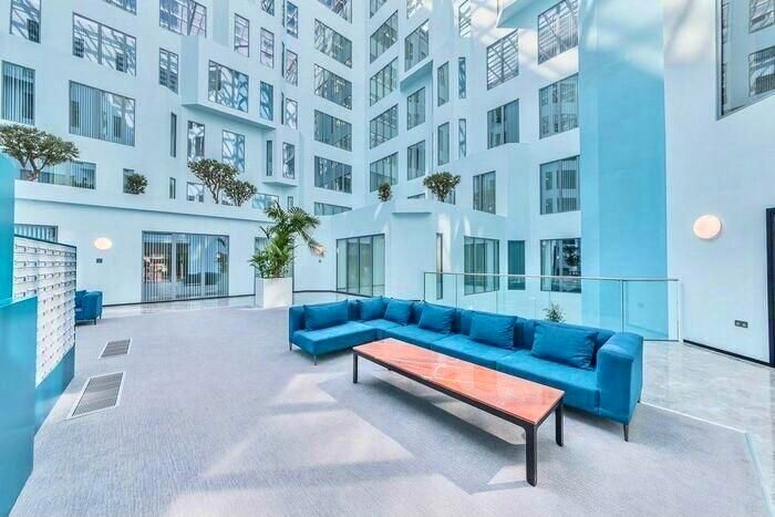 2 Bedroom Flat For Sale In Hanger Lane, Ealing, London, W5