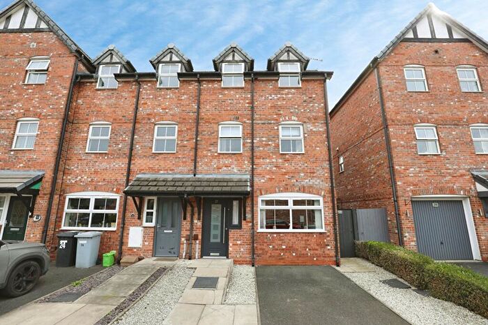 4 Bedroom End Of Terrace House For Sale In Farrier Court, Crewe, Cheshire, CW1