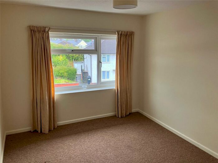 2 Bedroom Flat To Rent In Gwaelod Y Bryn, Llanidloes, Powys, SY18