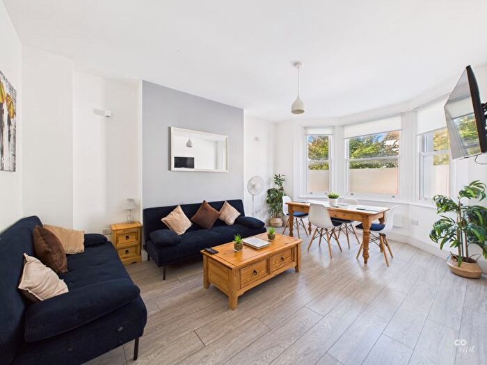 1 Bedroom Flat To Rent In Seafield Road, Hove, BN3