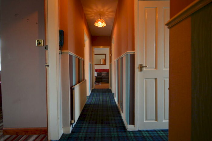 2 Bedroom Flat To Rent In Canongate, Edinburgh, EH8