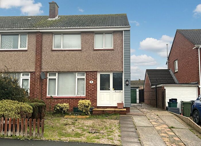 3 Bedroom Semi-Detached House To Rent In Kingsdown Crescent, Dawlish, EX7