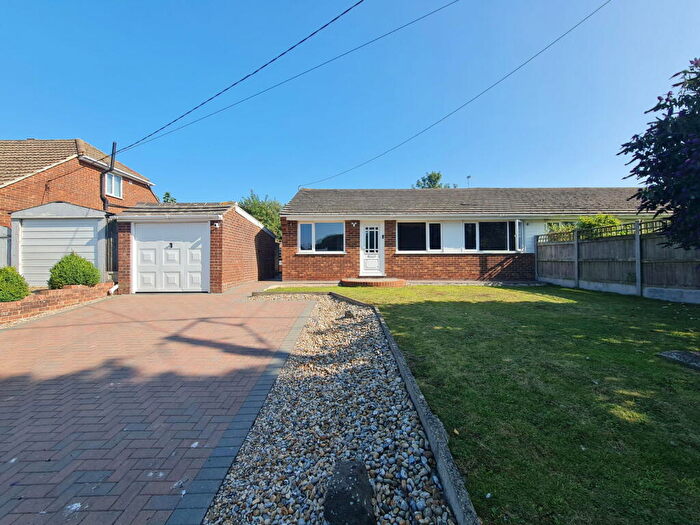 3 Bedroom Semi-Detached Bungalow For Sale In Chapel Lane, Ashley, Kent, CT15