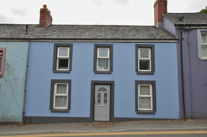 3 Bedroom Terraced House To Rent In Park Terrace, Carmarthen, SA31