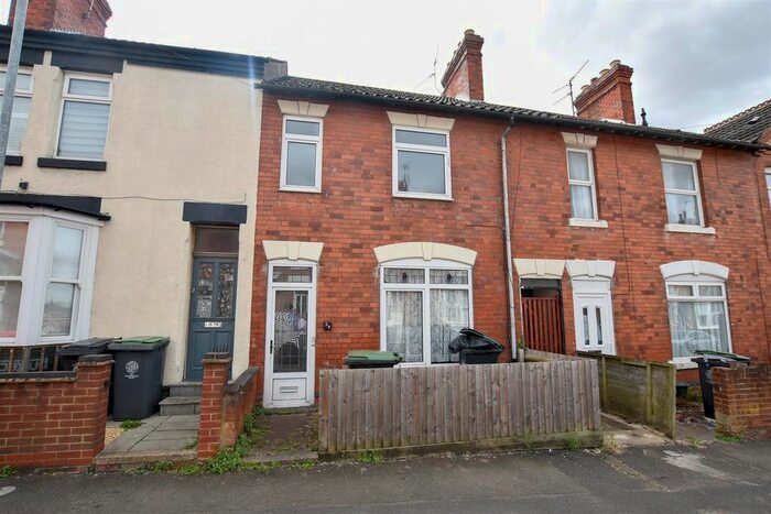 3 Bedroom Property To Rent In Queen Street, Rushden, NN10