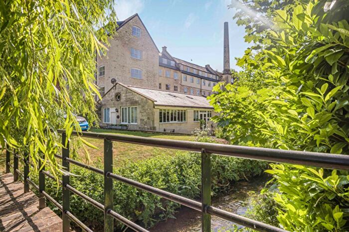 1 Bedroom Apartment For Sale In Dunkirk Mills, Inchbrook, Gloucestershire, GL5