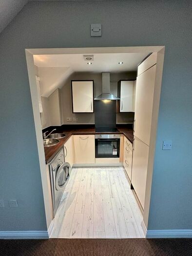 1 Bedroom Flat To Rent In Gladstone Mews, Warrington, WA2