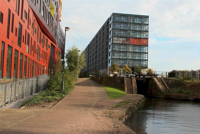 2 Bedroom Flat To Rent In Munday Street, Manchester, M4