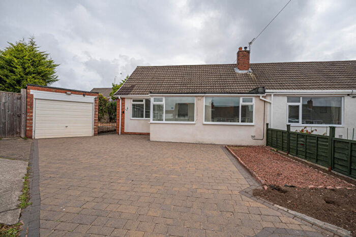 2 Bedroom Semi-Detached Bungalow For Sale In Hampton Court, Chester-le-street, Durham, DH3