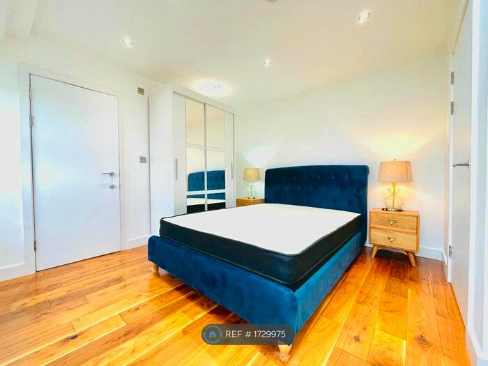 1 Bedroom Flat To Rent In Hoxton Street, London, N1