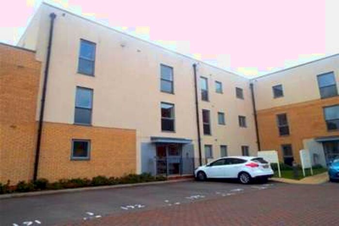 2 Bedroom Flat To Rent In Swallowtail Court, Great Ashby, SG1