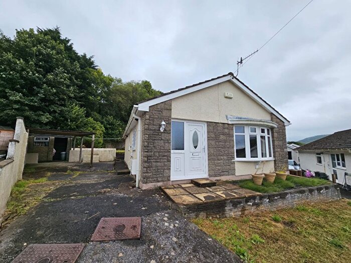 2 Bedroom Bungalow To Rent In Kingrosia Park, Clydach, Swansea, SA6