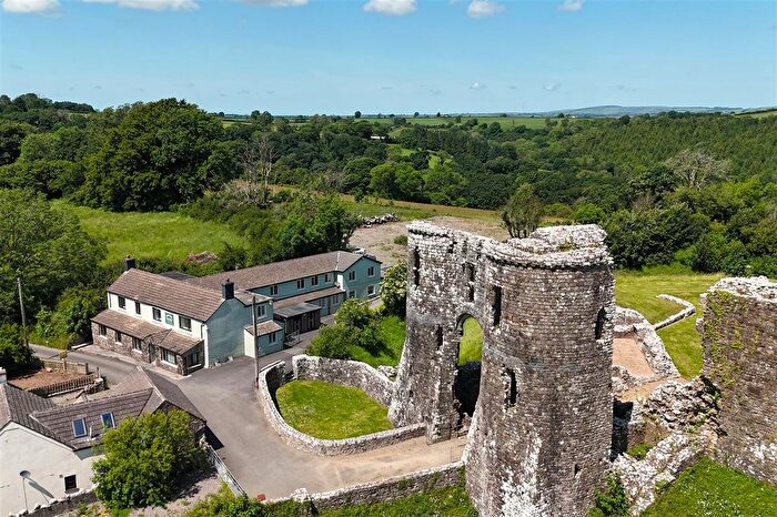 8 Bedroom Property For Sale In Castle View, Llawhaden, Narberth, SA67