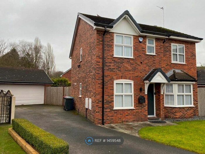 4 Bedroom Detached House To Rent In Ellendale Grange, Worsley, Manchester, M28