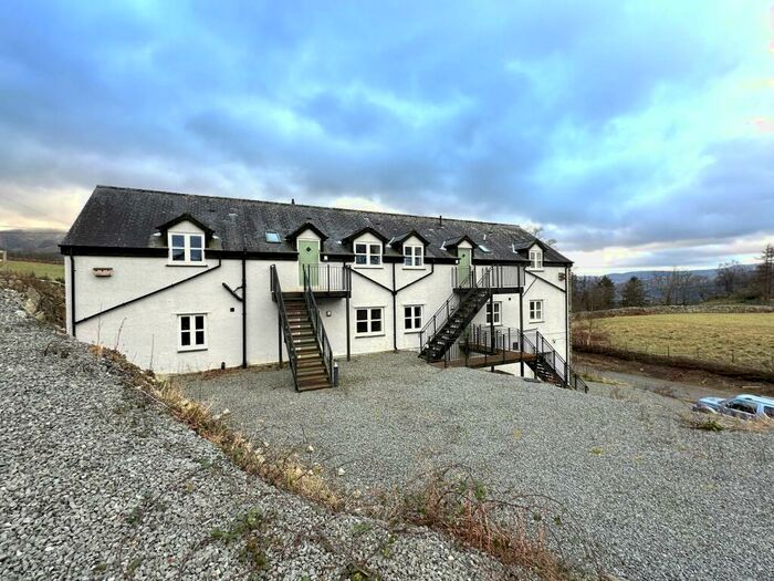3 Bedroom Flat For Sale In Flat, Fron Olau, Dolgellau, LL40