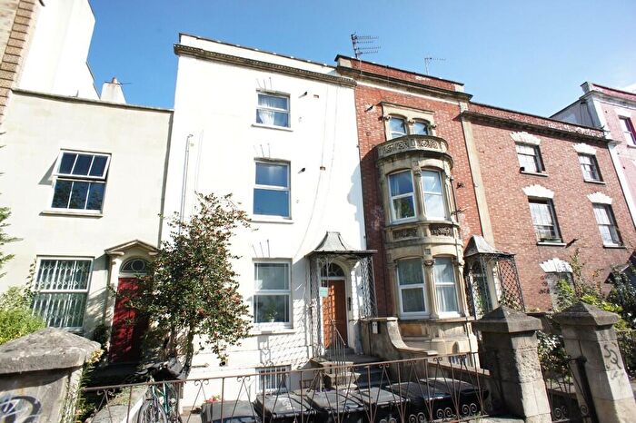 1 Bedroom Flat To Rent In Cheltenham Road, Montpelier, Bristol, BS6
