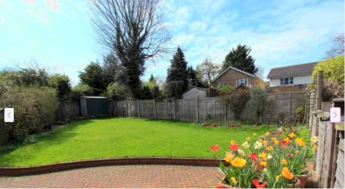 4 Bedroom Semi-Detached House To Rent In Wandle Court Gardens, Wallington, Croydon, CR0