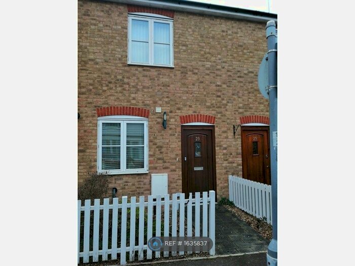 2 Bedroom Terraced House To Rent In Glencoe Road, Bushey, WD23
