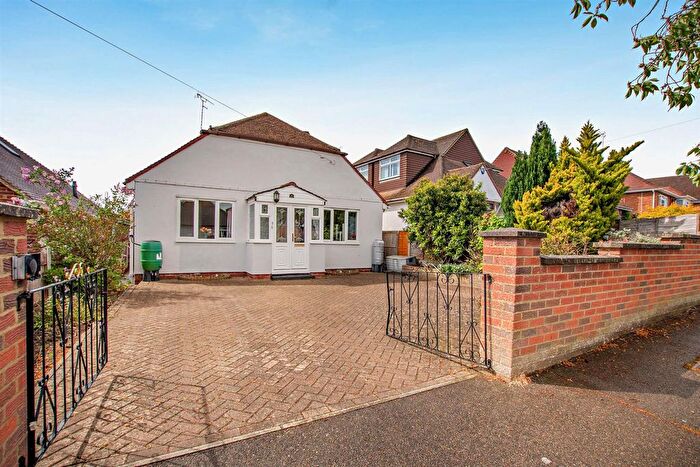 3 Bedroom Detached House For Sale In Yeoman Way, Bearsted, Maidstone, ME15