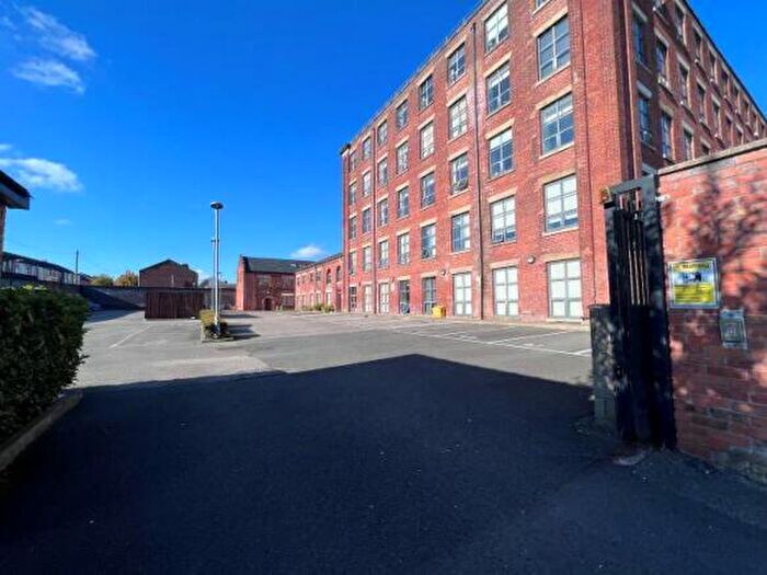 2 Bedroom Apartment To Rent In Atlas Mill, Bolton, BL1