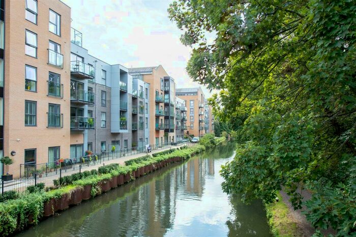 2 Bedroom Apartment To Rent In The Embankment, Nash Mills Wharf, Hemel Hempstead, HP3