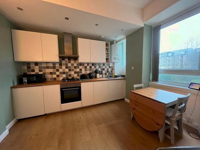 2 Bedroom Flat To Rent In Hermand Crescent, Slateford, Edinburgh, EH11