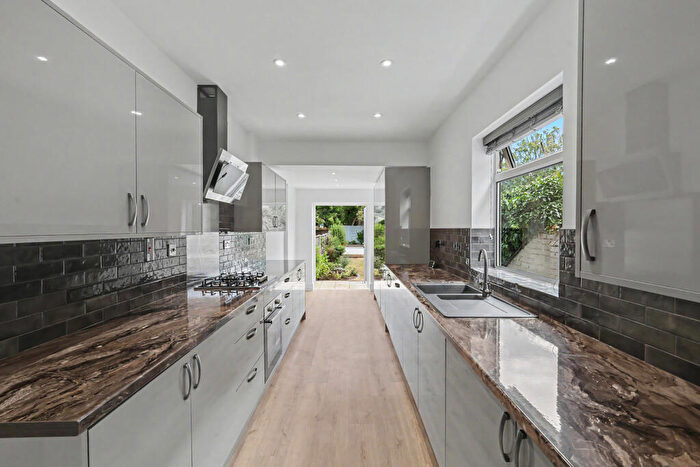 2 Bedroom Terraced House To Rent In Shelley Street, Northampton, Northamptonshire, NN2